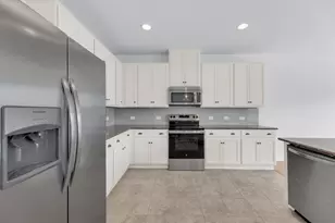 270 Apricot Dr, Kyle, TX 78640 - Photo 10