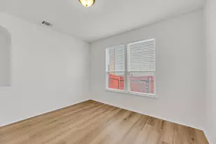 270 Apricot Dr, Kyle, TX 78640 - Photo 18