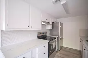 8616 Fireside Dr, Austin, TX 78757 - Photo 4