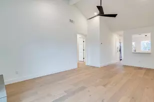 10506 Little Pebble Dr, Austin, TX 78758 - Photo 10