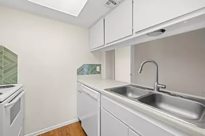 9079 Jollyville Road #301, Austin, TX 78759 - Photo 6