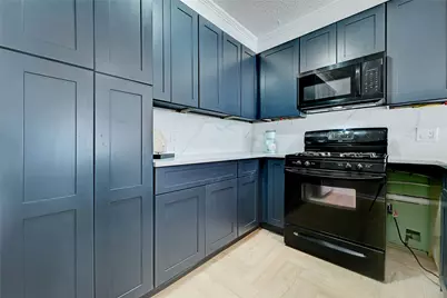 1304 Summit Street #101, Austin, TX 78741 - Photo 6