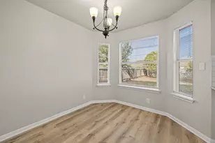 502 Garrett Ct, Hutto, TX 78634 - Photo 14