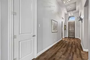 210 Barton Run Dr, Georgetown, TX 78628 - Photo 4