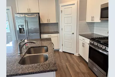 207 Whisper Rill Drive, Hutto, TX 78634 - Photo 6