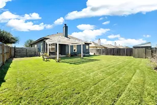 112 Flinn St, Hutto, TX 78634 - Photo 12