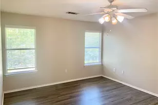 1121 Terry Dr, Austin, TX 78721 - Photo 12
