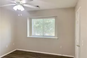 1121 Terry Dr, Austin, TX 78721 - Photo 20