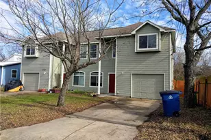 1121 Terry Dr, Austin, TX 78721 - Photo 2