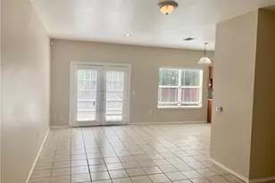 1121 Terry Dr, Austin, TX 78721 - Photo 4