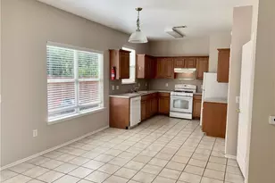 1121 Terry Dr, Austin, TX 78721 - Photo 6