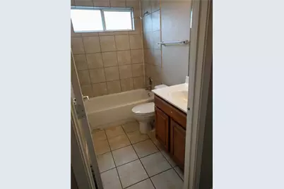 1121 Terry Drive #B, Austin, TX 78721 - Photo 16