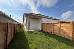 113 Rock Daisy Trl, Hutto, TX 78634 - Photo 8