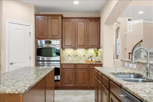 219 Varco Dr, Austin, TX 78738 - Photo 16