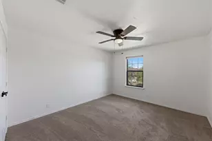380 Apricot Dr, Kyle, TX 78640 - Photo 28