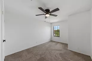 380 Apricot Dr, Kyle, TX 78640 - Photo 28