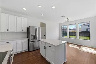 380 Apricot Dr, Kyle, TX 78640 - Photo 12