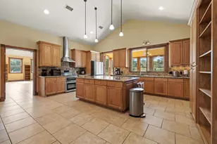 1282 Vintage Oaks Dr, Doss, TX 78618 - Photo 6