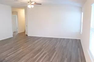 109 Gunther Way, Taylor, TX 76574 - Photo 4