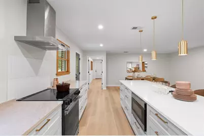 2710 Greenlawn Parkway, Austin, TX 78757 - Photo 6