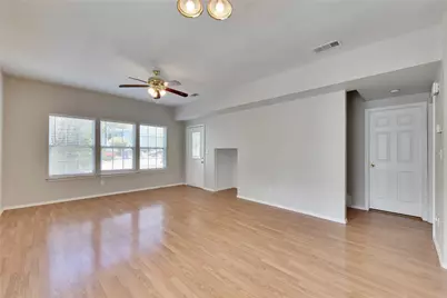 2201 E 18th Street #B, Austin, TX 78702 - Photo 4