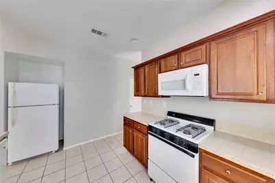 2201 E 18th Street #B, Austin, TX 78702 - Photo 8