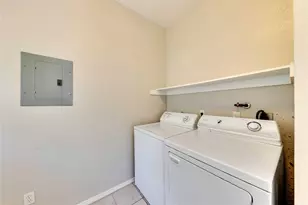 2201 E 18th St, Austin, TX 78702 - Photo 10