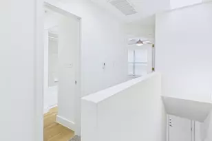 711 W 32nd St, Austin, TX 78705 - Photo 12