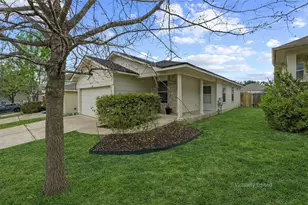 5220 Hutchinson Dr, Austin, TX 78723 - Photo 2
