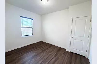 360 Bell Rings Drive, Jarrell, TX 76537 - Photo 4