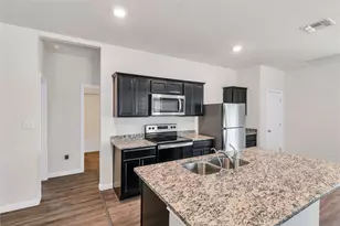 360 Bell Rings Dr, Jarrell, TX 76537 - Photo 18