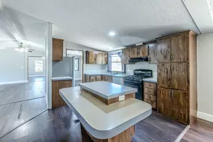 1808 Falcon Oaks Dr, Leander, TX 78641 - Photo 4