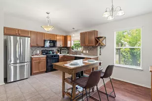 1701 McClannahan Dr, Austin, TX 78748 - Photo 10