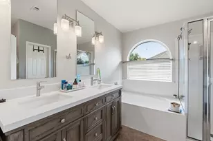 1701 McClannahan Dr, Austin, TX 78748 - Photo 14