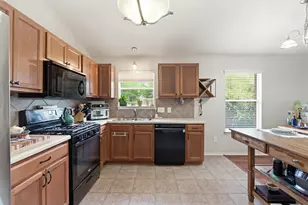 1701 McClannahan Dr, Austin, TX 78748 - Photo 8