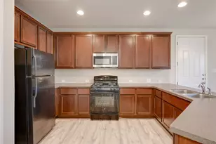 5701 Cougar Dr, Austin, TX 78745 - Photo 6
