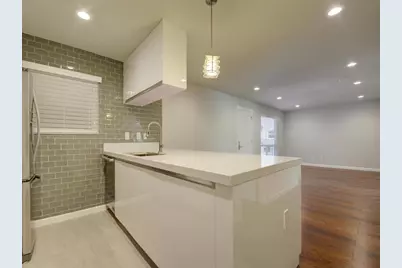 3110 Red River Street #C-402, Austin, TX 78705 - Photo 2