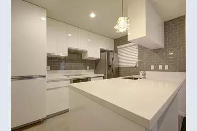 3110 Red River Street #C-402, Austin, TX 78705 - Photo 6