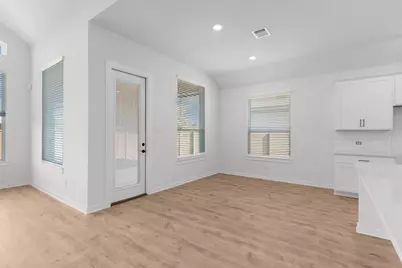 328 Ridgewell Loop, Georgetown, TX 78633 - Photo 14