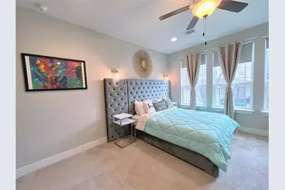 807 E 16th Street #B, Austin, TX 78702 - Photo 16