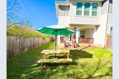 807 E 16th Street #B, Austin, TX 78702 - Photo 28