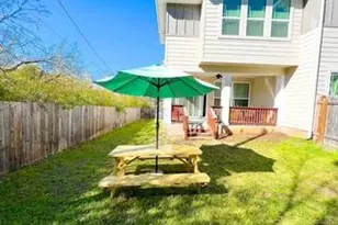 807 E 16th St, Austin, TX 78702 - Photo 28