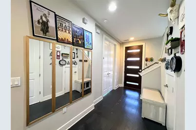 807 E 16th Street #B, Austin, TX 78702 - Photo 4