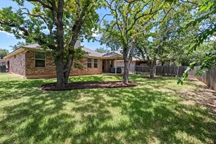 110 Walnut Creek Dr, Cedar Park, TX 78613 - Photo 4