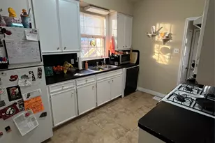 416 W 32nd St, Austin, TX 78705 - Photo 2