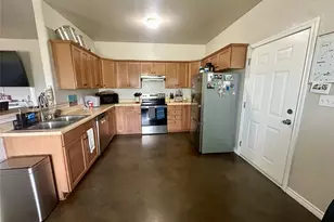 1640 County Road 228, Florence, TX 76527 - Photo 4