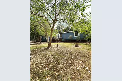 117 Shoshoni Drive, Smithville, TX 78957 - Photo 4