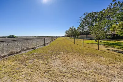 958 County Road 124, Georgetown, TX 78626 - Photo 14
