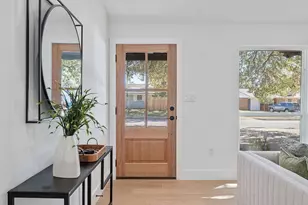 8414 Briarwood Ln, Austin, TX 78757 - Photo 14