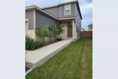 136 Eagles Dare Lane, Jarrell, TX 76537 - Photo 2